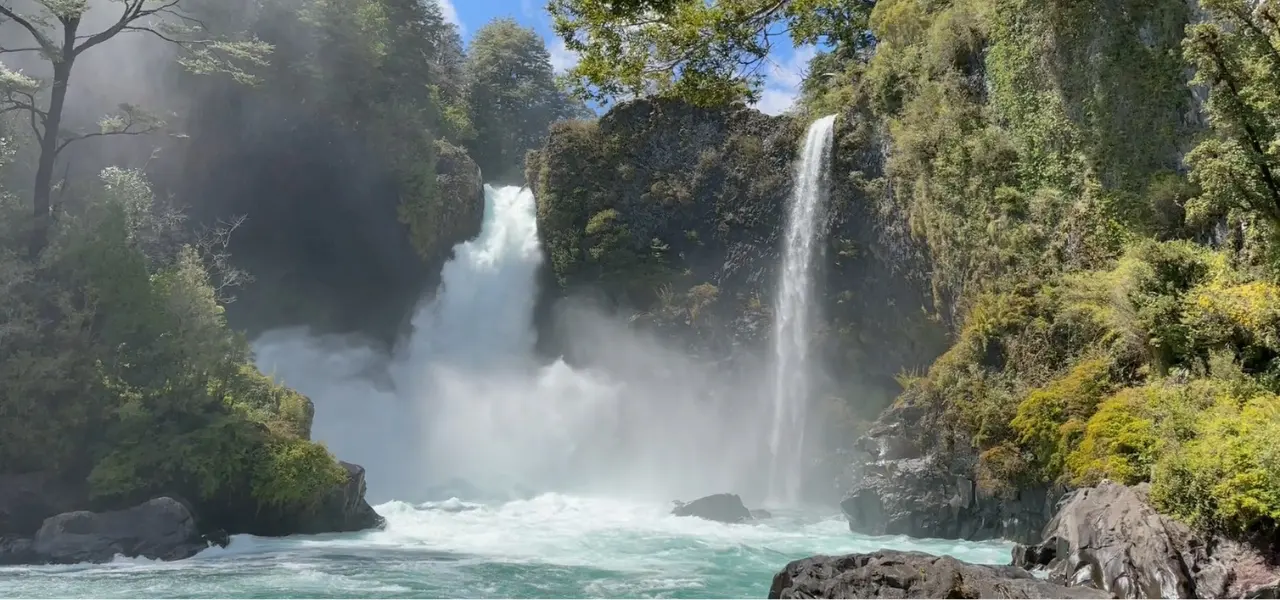 Saltos de agua y miradores