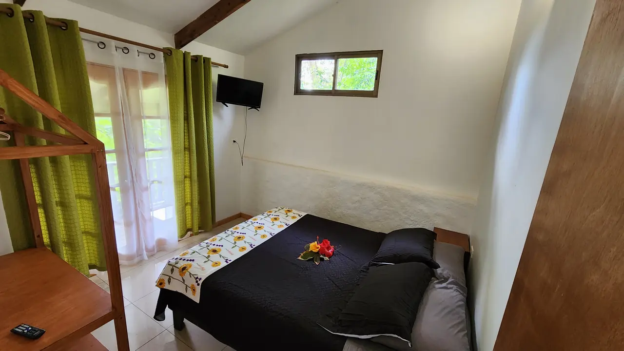 Paquete Rapa Nui Cabañas